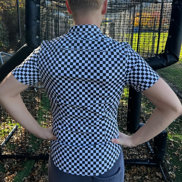 G BY GUESS MEN FINISH LINE CAR RACING FLAG BUTTON DOWN SHIRT CHECKERE CHECK STUD - Picture 11 of 16